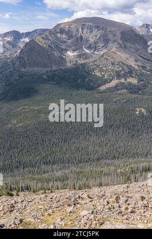 Vista della Terra Tomah Mountain, vista dal Forest Canyon Overlook Foto Stock