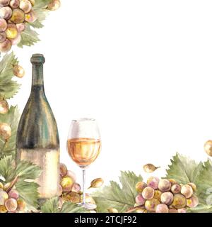 Cornice ad acquerello con grappoli di uva verde, foglie e bacca d'uva con bicchiere e bottiglia di vino bianco etichetta a vite illustrazione dipinta a mano per il vino Foto Stock