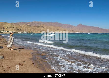 Küste, Strand, al Asalah Beach, Dahab, Golf von Akaba, Rotes Meer, Sinai, Ägypten *** Costa, Spiaggia, al Asalah Beach, Dahab, Golfo di Aqaba, Mar Rosso, Sinai, Egitto Foto Stock