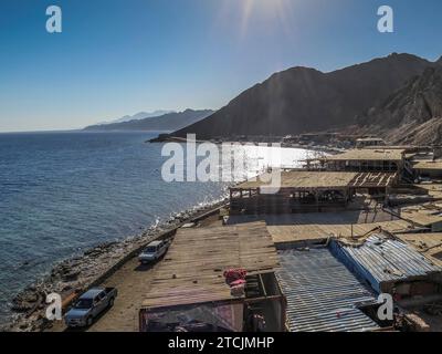 Ristoranti: Tauchplatz Blue Hole, Golf von Akaba, Rotes Meer, Dahab, Sinai, Ägypten *** ristoranti presso il sito di immersione Blue Hole, Golfo di Aqaba, Mar Rosso, Dahab, Sinai, Egitto Foto Stock