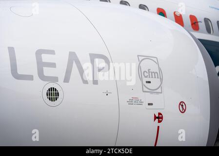 Motore CFM LEAP montato su un Boeing 737 Max 8, alla fiera aeronautica di Farnborough. CFM International LEAP è un motore turboventola con bypass elevato Foto Stock