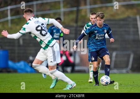 Glasgow, Regno Unito. 13 dicembre 2023. Glasgow - Jan Plug of Feyenoord O19 durante la sesta tappa della fase a gironi della UEFA Champions League tra Celtic O19 e Feyenoord O19 al City Stadium il 13 dicembre 2023 a Glasgow, Scozia. Credito: Immagini da Box a Box/Alamy Live News Foto Stock