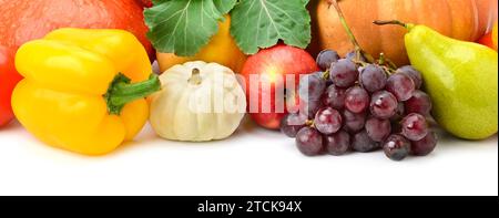 Raccolta di frutta e verdura isolato su bianco Foto Stock