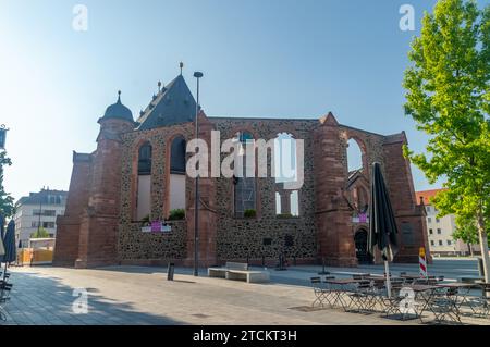 Hanau, Germania - 25 giugno 2023: Doppia chiesa vallone-olandese nella Neustadt Hanau. Foto Stock