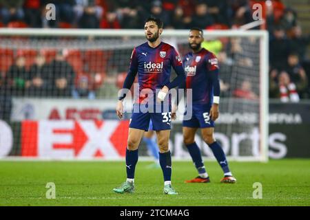 AESSEAL New York Stadium, Rotherham, Inghilterra - 12 dicembre 2023 Ok Yokuslu (35) di West Bromwich - durante la partita Rotherham United contro West Bromwich Albion, Sky Bet Championship, 2023/24, AESSEAL New York Stadium, Rotherham, Inghilterra - 12 dicembre 2023 crediti: Arthur Haigh/WhiteRosePhotos/Alamy Live News Foto Stock