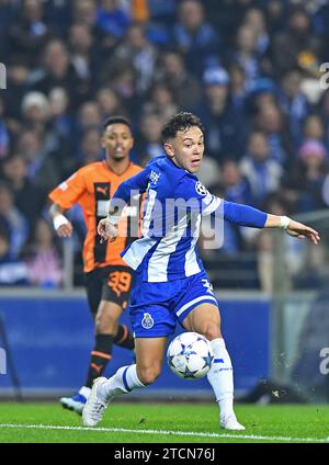 Porto, Portogallo. 13 dicembre 2023: EUFA Champions League football, FC Porto vs Shakhtar Donetsk: PEP&#xea; di Porto FC, Credit: Action Plus Sports Images/Alamy Live News Foto Stock