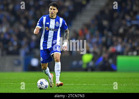 Porto, Portogallo. 13 dicembre 2023. Dragao Stadium, Champions League 2023/2024, FC Porto contro FC Shakhtar Donetsk; Jorge Sanchez del FC Porto, durante la partita di UEFA Champions League 2023/2024 gruppo H tra FC Porto e FC Shakhtar Donetsk al Dragao Stadium di Porto il 13 dicembre. Foto: Daniel Castro/DiaEsportivo/Alamy Live News Credit: DiaEsportivo/Alamy Live News Foto Stock