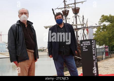 Siviglia, 11/09/2020. Festival del cinema di Siviglia. Presentazione del film «Nueve Sevilla». Gonzalo García Pelayo e Pedro G. Romero. Foto: Rocío Ruz ARCHSEV. Crediti: Album / Archivo ABC / Rocío Ruz Foto Stock