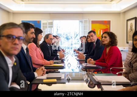 Madrid, 02/26/2020. Il presidente del governo, Pedro Sánchez, incontra a la Moncloa il presidente della Generalitat, Quim Torra. Foto: Ángel de Antonio. ARCHDC. Crediti: Album / Archivo ABC / Ángel de Antonio Foto Stock