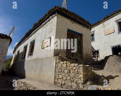 Un rifugio per escursionisti nel villaggio di Yara - Distretto di Mustang, Nepal Foto Stock