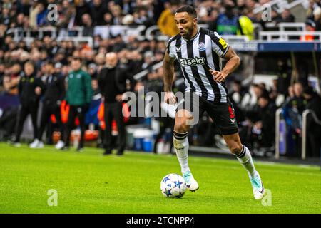 Newcastle upon Tyne, Regno Unito. 13 dicembre 2023. St James Park NEWCASTLE UPON TYNE, INGHILTERRA - 13 DICEMBRE: Callum Wilson del Newcastle United in azione durante la partita della fase a gironi di UEFA Champions League tra Newcastle United FC e AC Milan a St.. James Park il 13 dicembre 2023 a Newcastle upon Tyne, Inghilterra. (Richard Callis/SPP) credito: SPP Sport Press Photo. /Alamy Live News Foto Stock