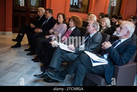 Madrid, 01/20/2020. Santiago Muñoz Machado presenta la relazione realizzata sul linguaggio inclusivo. In primo piano, da destra a sinistra, Salvador Gutiérrez Ordóñez, José Manuel Blecua, CarmenIglesias, Aurora Egido, Francisco Javier Pérez e Antonio Fernández Alba. Foto: Maya Balanya. ARCHDC. Crediti: Album / Archivo ABC / Maya Balanya Foto Stock