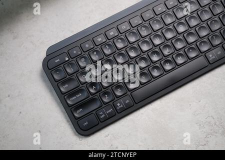 HCMC, VN - dicembre 2023. Tastiera Logitech MX Keys Foto Stock