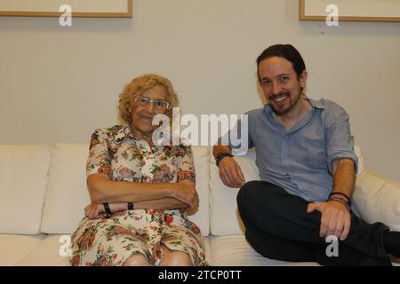 Madrid, 07/10/2015. Incontro del Sindaco di Madrid, Manuela Carmena, con il leader Podemos Pablo Iglesias. Foto: Jaime García ARCHDC. Crediti: Album / Archivo ABC / Jaime García Foto Stock