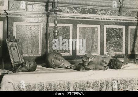 18/05/2016. Valencia, 14/02/1932. Rapina sacrilega nella cattedrale. La testa del Purísima e due angeli dal piedistallo che rimasero sull'altare. Foto: Barberá Masip. ARCHDC. Crediti: Album / Archivo ABC / Vicente Barbera Masip Foto Stock