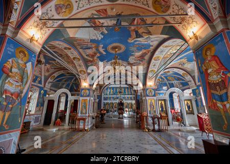 Interni riccamente decorati della Chiesa della decapitazione di Giovanni Battista di Bohr. Mosca, Federazione Russa. Foto Stock