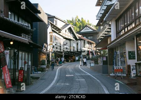 Narita, Giappone; 1 ottobre 2023: Via principale Narita verso il tempio di Shinshoji. Foto Stock