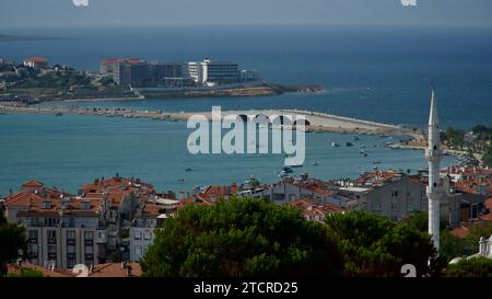 Ayvalik, il distretto di Ayvalık e l'isola Cunda (Alibey), situata sulla costa dell'Egeo della costa occidentale della Turchia. Distretto di Ayvalik di Balikesir. Foto Stock