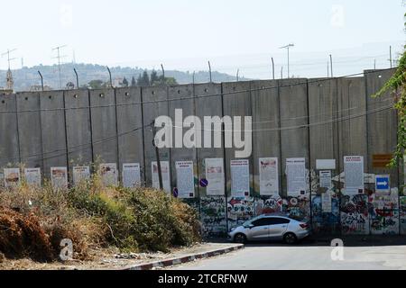 Murales sulla barriera di sicurezza israeliana a Betlemme, Palestina. Foto Stock