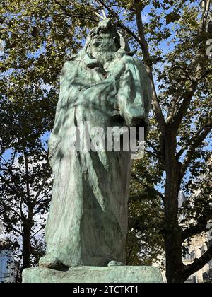 Statua di Balzac di Rodin a Parigi, Francia Foto Stock