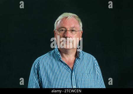 British dottore commercialista ed economista politico Richard Murphy frequenta un photocall durante l'Edinburgh International Book Festival il 12 agosto Foto Stock