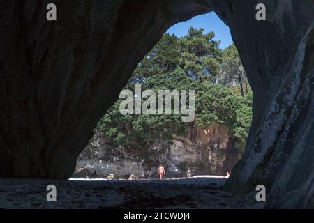 La grotta di Cathedral Cove in nuova Zelanda. Foto Stock