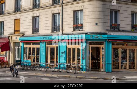 Le Valmy a Corner bistr, ristorante in Quai de Valmy vicino a Canal Saint-Martin nel decimo arrondissement di Parigi, Francia Foto Stock