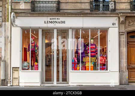 L'esterno di Make My Lemonade, un negozio di abbigliamento sul Quai de Valmy nel 10° arrondissement di Parigi, in Francia Foto Stock