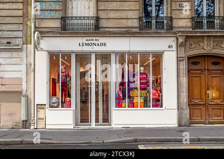 L'esterno di Make My Lemonade, un negozio di abbigliamento sul Quai de Valmy nel 10° arrondissement di Parigi, in Francia Foto Stock