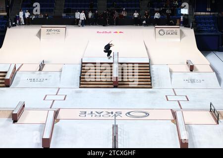 Ariake Coliseum, Tokyo, Giappone. 14 dicembre 2023. Vincent MilouFRA), 14 DICEMBRE 2023 - Skateboarding : World Skateboarding Tour Tokyo Street 2023 World Championship Men's Qualifier all'Ariake Coliseum, Tokyo, Giappone. Crediti: Yohei Osada/AFLO SPORT/Alamy Live News Foto Stock