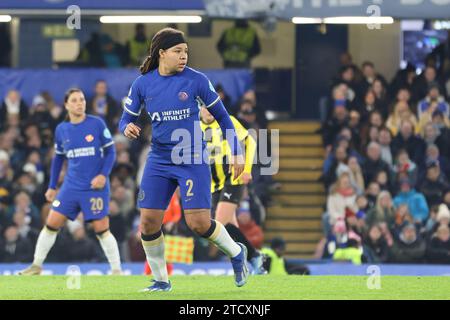 Londra, Regno Unito. 14 dicembre 2023. Stamford Bridge, Inghilterra, 14 dicembre 2023: Mia Fishel (Chelsea 2) durante la partita tra Chelsea e BK Häcken a Stamford Bridge, Londra, Inghilterra. (Bettina Weissensteiner/SPP) credito: SPP Sport Press Photo. /Alamy Live News Foto Stock