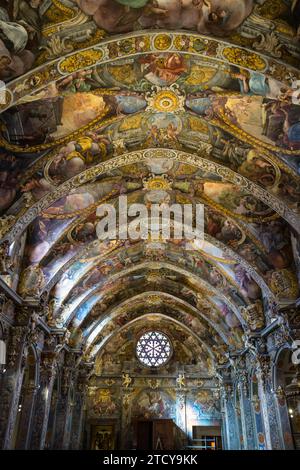 Valencia, 02/04/2016. Gli affreschi della chiesa di San Nicolás, restaurati dopo tre anni di lavoro, utilizzando le tecniche più avanzate. Foto: Mikel Ponce ARCHDC. Crediti: Album / Archivo ABC / Mikel Ponce Foto Stock