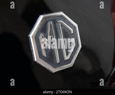 Logo classico MG di un primo piano DI un'auto britannica Foto Stock