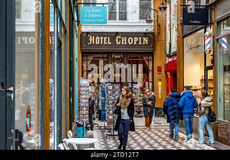 L'Hotel Chopin, un piccolo boutique hotel all'interno del Passage Jouffroy, una delle più popolari gallerie commerciali coperte nel 9° arrondissement di Parigi, Francia Foto Stock