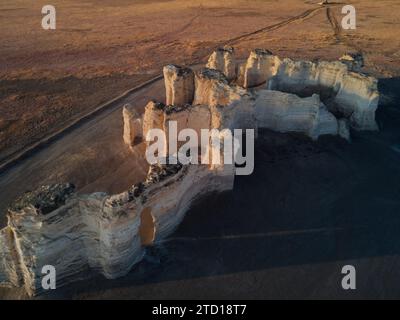 monument rocks, piramidi di gesso, formazione rocciosa nella contea di gove, kansas Foto Stock