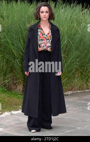 Laura Cravedi bei Photocall zur 3. Staffel der Rai serie DOC - nelle tue mani / DOC - es liegt in deinen Händen in der Rai Zentrale Viale Mazzini. ROM, 15.12.2013 *** Laura Cravedi al photocall per la terza stagione della serie TV Rai DOC nelle tue mani DOC ITS in your Hands presso la sede Rai Viale Mazzini Roma, 15 12 2013 foto:XA.XM.xTinghinox/xFuturexImagex doc 3226 Foto Stock