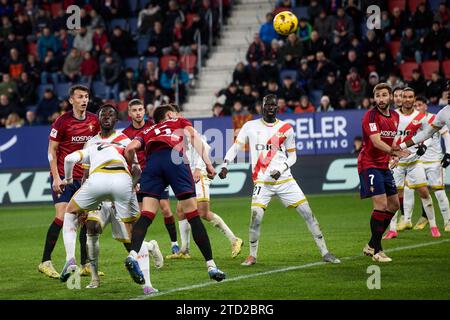 Pamplona, Spagna. 2 dicembre 2023. Sport. Calcio/calcio. Partita di calcio della Liga EA Sports tra CA Osasuna e Rayo Vallecano giocata allo stadio El Sadar di Pamplona (Spagna) il 2 dicembre 2023. Credito: Inigo Alzugaray/Cordon Press Foto Stock