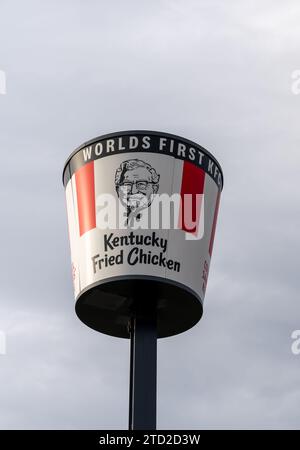 Primo cartello al mondo per il ristorante KFC (Kentucky Fried Chicken) a Salt Lake City, Utah, Stati Uniti. Foto Stock