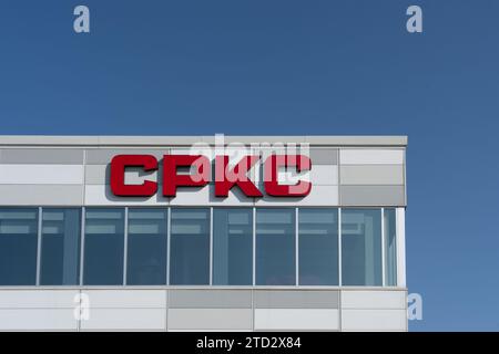 CPKC firma l'edificio presso la sua sede centrale globale a Calgary, Alberta, Canada il 4 luglio 2023. Foto Stock