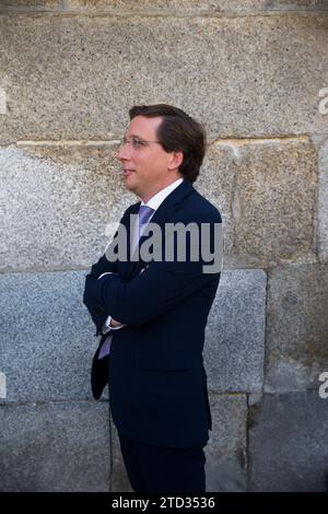 Madrid, 02/05/2019. In posa con Manuela Carmena, Más Madrid candidata e attuale sindaco della capitale; José Luis Martínez Almeida del PP, Pepu Hernández del PSOE, Begoña Villacis di Ciudadanos, Carlos Sánchez Mato di Madrid en Pie e Javier Ortega Smith di Vox. Candidati per le elezioni comunali a Madrid. Foto: Ángel de Antonio ARCHDC. Crediti: Album / Archivo ABC / Ángel de Antonio Foto Stock