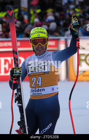 Christof Innerhofer (ITA) gareggia durante la Coppa del mondo di sci alpino Audi FIS, menÂ&#x80;&#x99;s Downhill Race sul Saslong Slope in Val Gardena il 16 dicembre 2023, Val Gardena, Bolzano, Italia. Foto Stock