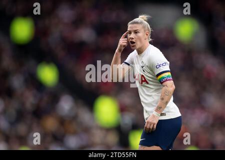 Londra, Regno Unito. 16 dicembre 2023. Bethany England of Tottenham gestures durante il Barclays fa Women's Super League match tra Tottenham Hotspur e Arsenal al Tottenham Hotspur Stadium, Londra sabato 16 dicembre 2023. (Foto: Federico Guerra Maranesi | mi News) crediti: MI News & Sport /Alamy Live News Foto Stock