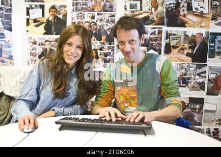 Madrid, 03/05/2015. EDU Soto e Iria del Río, visita l'ABC.es Chat foto: Juan Piedra Archdc. Crediti: Album / Archivo ABC / Juan Piedra Foto Stock