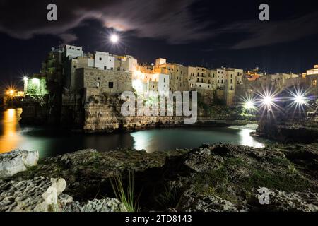 Una delle perle della Puglia, piena di fascino in ogni angolo, in ogni strada, da ogni punto di vista Foto Stock