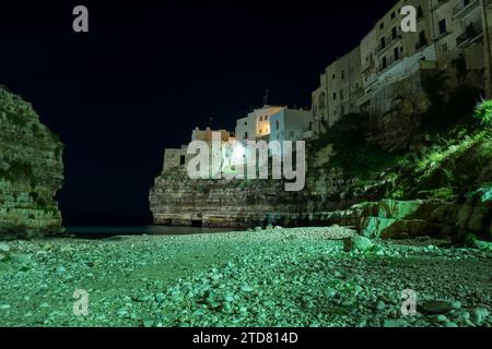 Una delle perle della Puglia, piena di fascino in ogni angolo, in ogni strada, da ogni punto di vista Foto Stock