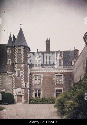 Luynes, Francia la dimora del castello, parte settentrionale, Arte, Habitat, architettura, Torre, Fortezza, Medioevo, cortile, Parco, giardino, Palazzo, Castello, Indre et Loire, Luynes, 01/06/1909 - 30/06/1909, Léon, Auguste, fotografo, 1909 - Centre de la France - Auguste Léon - (giugno), Autochrome, Photo, Glass, Autochrome, foto, positivo, verticale, dimensioni 9 x 12 cm Foto Stock