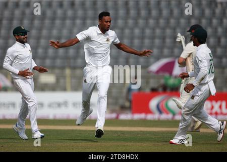 Bengalese test player left ARM pace bowler Shariful Islam (M) durante il primo test Day 2 Bangladesh-nuova Zelanda prima sessione al Sylhet Internat Foto Stock