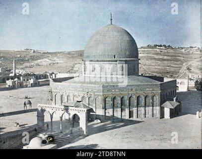 Gerusalemme, Israele, Palestina la Cupola della roccia ( Qubbat al Sakhra ), religione, Habitat, architettura, Monte, montagna, Islam, Minareto, Portico, architettura fortificata, arco, sala giochi, arco, Cupola, cupola, Moschea, Panorama dell'agglomerato, Rampart, architettura religiosa, Palestina Gerusalemme, Israele, Moschea di Omar, Haram es Sherif, 11/08/1918 - 11/08/1918, Castelnau, Paul, 1918 - Medio Oriente, Egittà, Palestina, Chypre - Paul Castelnau (sezione fotografica dell'esercito) - (9 gennaio-6 ottobre), Autochrome, Photo, Glass, Autochrome, foto, positivo, orizzontale, dimensioni 9 x 12 cm Foto Stock