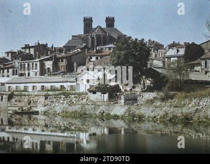 Verdun, Francia, Habitat, architettura, prima guerra mondiale, Chiesa, fiume, scale, Campanile, Quay, Dwelling, Front, Rubble, Post-War, Francia, Verdun, sulle rive della Mosa, case distrutte, Verdun, 12/09/1919 - 12/09/1919, Cuville, Fernand, 1919 - Meuse - Georges Chevalier et Fernand Cuville - (10-12 settembre), Autochrome, Photo, Glass, Autochrome, foto, positiva Foto Stock