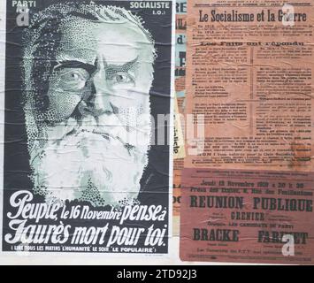 Parigi, Francia manifesti del Partito socialista (SFIO) per le elezioni legislative del novembre 1919, registrazione, informazione, vita politica, Arte, poster, partito politico, elezione, investitura, socialismo, comunismo, disegno, Francia, Parigi, manifesti per le elezioni legislative, Parigi, 14/11/11/1919 - 14/11/1919, Léon, Auguste, fotografo, Autochrome, foto, vetro, Autochrome, foto, positivo, orizzontale, dimensioni 9 x 12 cm Foto Stock